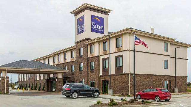 Sleep Inn & Suites O'Fallon MO - Technology Drive hotel detail image 1