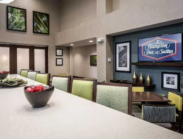 Hampton Inn & Suites Hammond hotel detail image 3