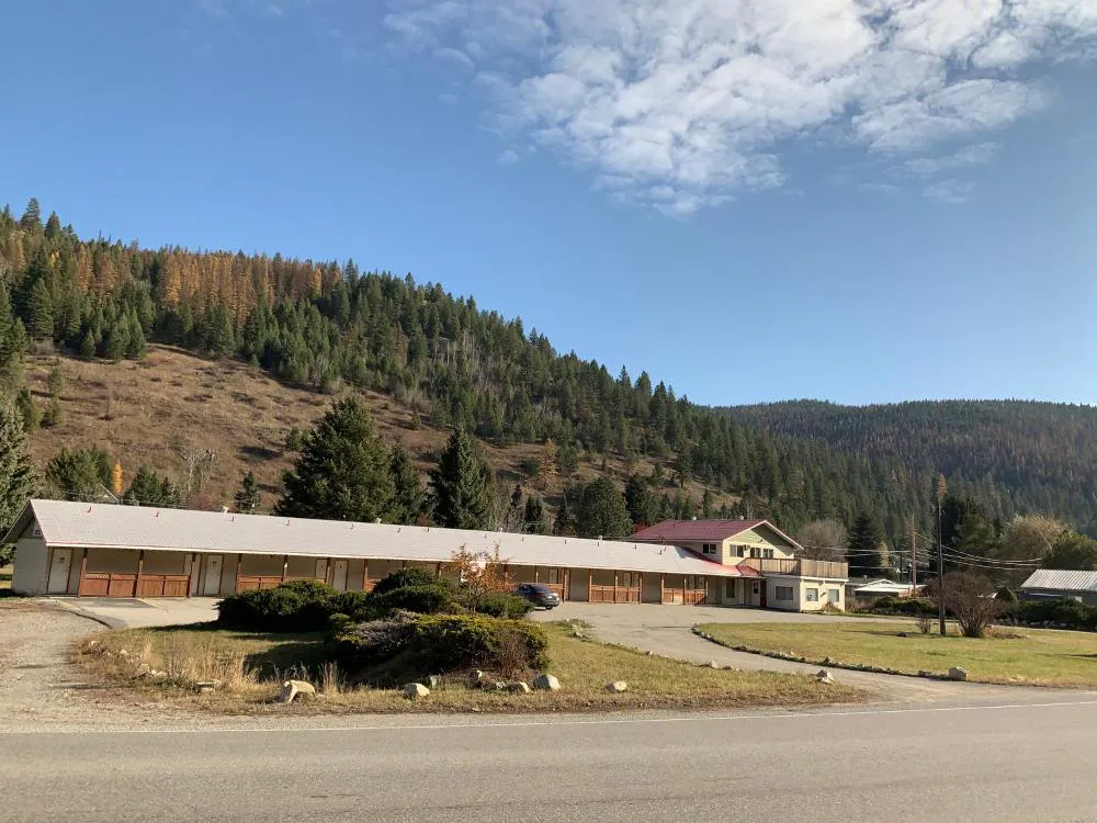 Greenview Motel and RV Park hotel hero