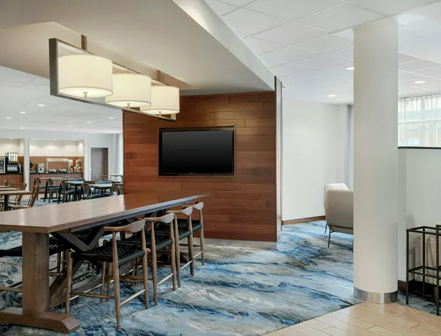 Fairfield Inn & Suites Cincinnati Uptown/University Area hotel detail image 3