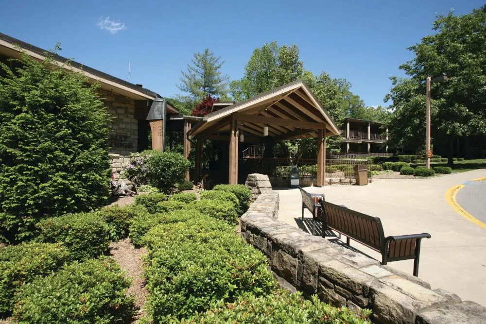 Jenny Wiley State Resort Park hotel hero