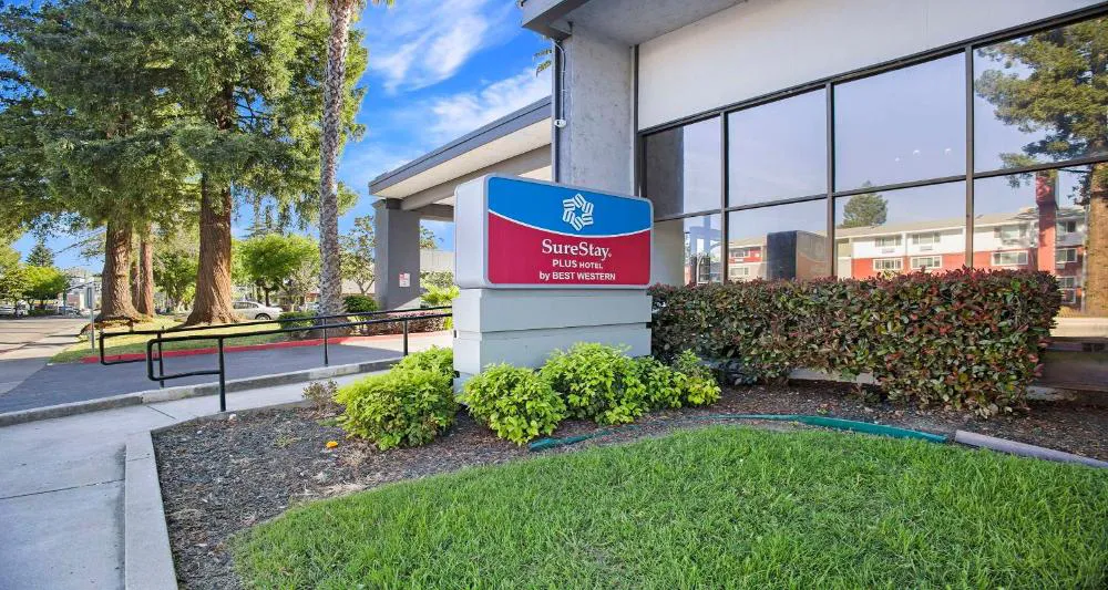 SureStay Plus Hotel by Best Western Sacramento North hotel hero