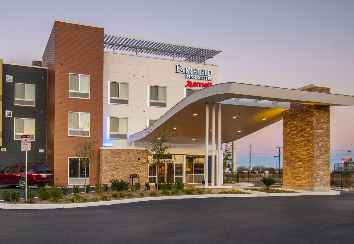 Fairfield Inn & Suites San Antonio Brooks City Base hotel hero