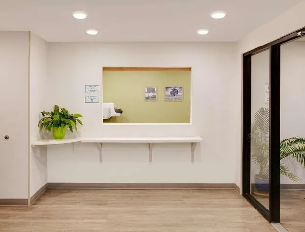 WoodSpring Suites Bakersfield East hotel detail image 4