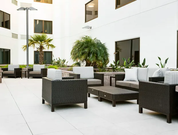 Courtyard by Marriott Redwood City hotel detail image 2