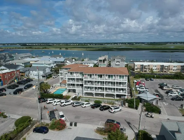 Sandpeddler Inn & Suites hotel detail image 3