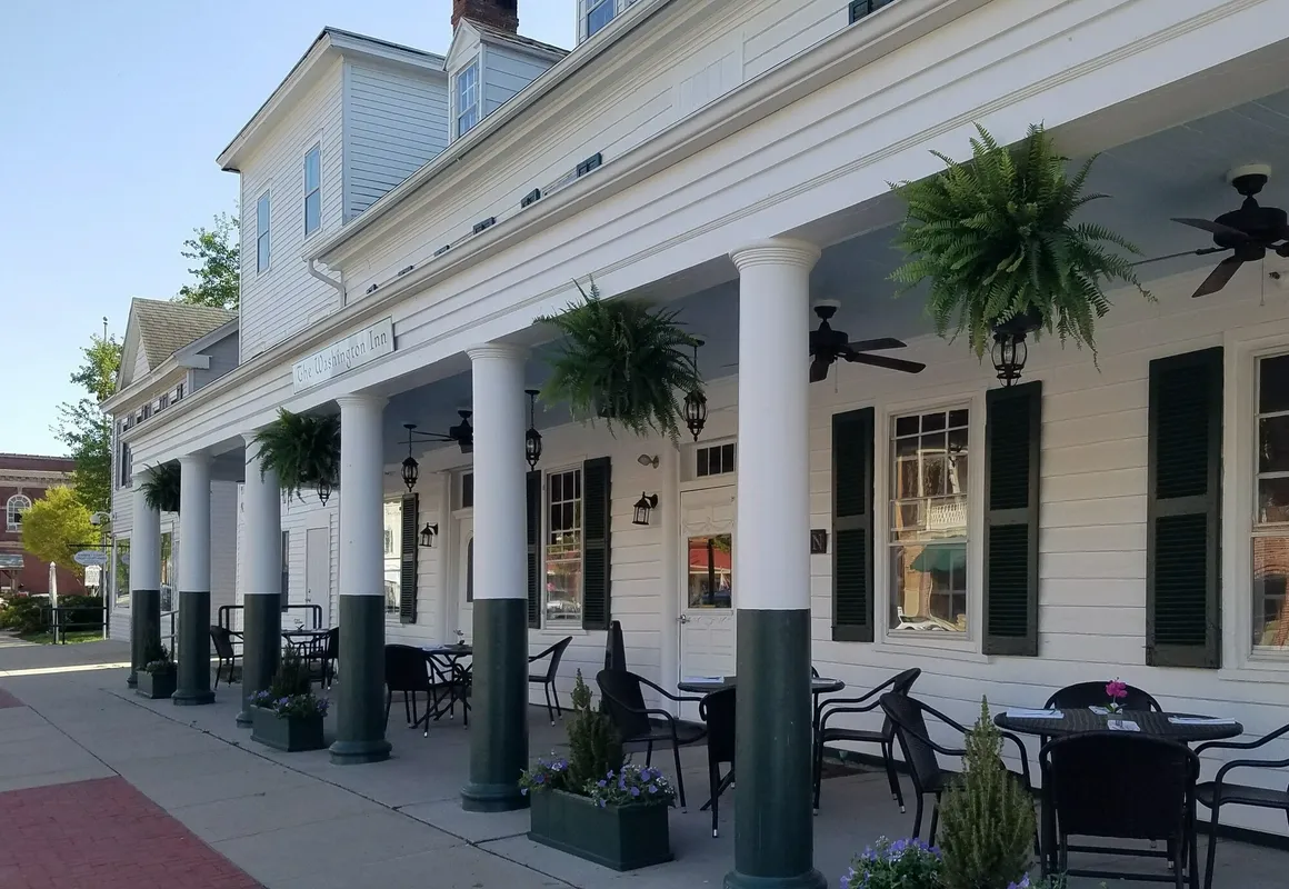 Washington Inn and Tavern hotel hero