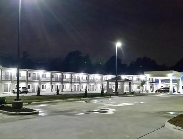 Scottish Inns & Suites hotel detail image 2