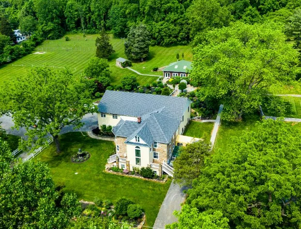 Stone Manor Boutique Inn hotel detail image 4