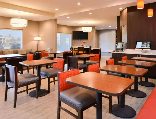 TownePlace Suites by Marriott Laplace hotel detail image 3