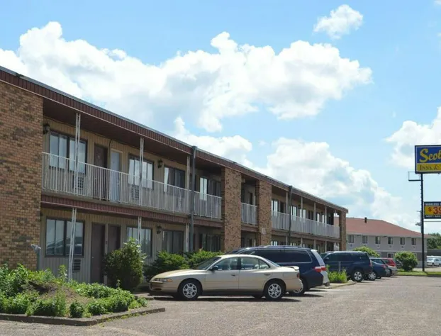 Scottish Inns & Suites Eau Claire hotel detail image 1