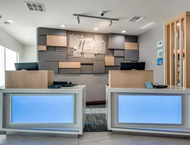 Holiday Inn Express & Suites Dallas North - Addison by IHG hotel detail image 4