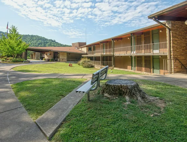 Buckhorn Lake State Resort Park hotel detail image 2