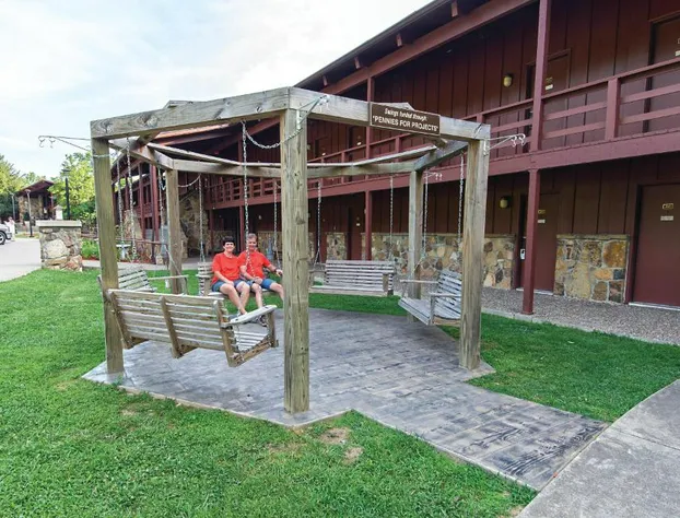 Carter Caves State Resort Park hotel detail image 2