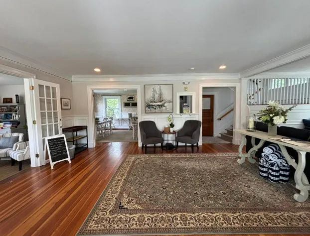 The Harbor Inn hotel detail image 3