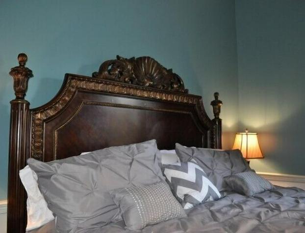 Early Inn at the Grove hotel detail image 1