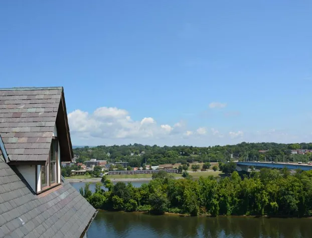Bluff View Inn hotel detail image 3