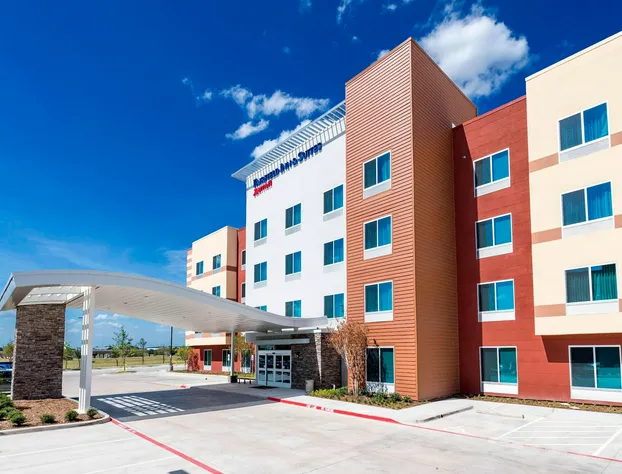 Fairfield Inn & Suites by Marriott Dallas Waxahachie hotel detail image 1