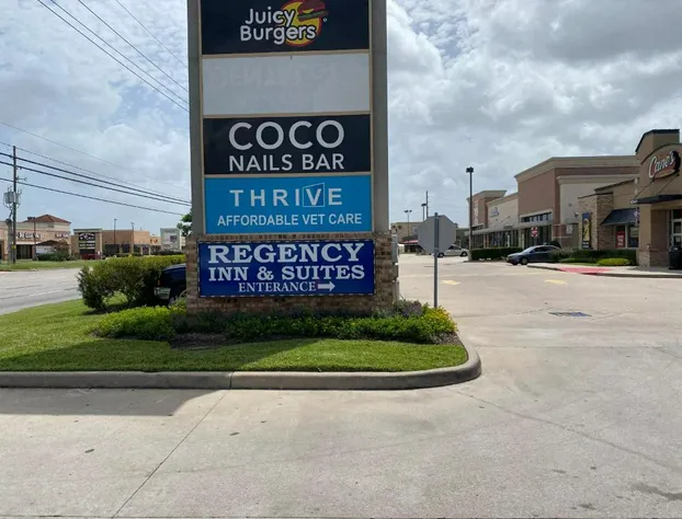 Regency Inn and Suites hotel detail image 3