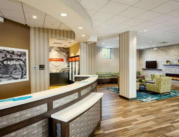 Hampton Inn & Suites by Hilton Seattle/Northgate hotel detail image 4