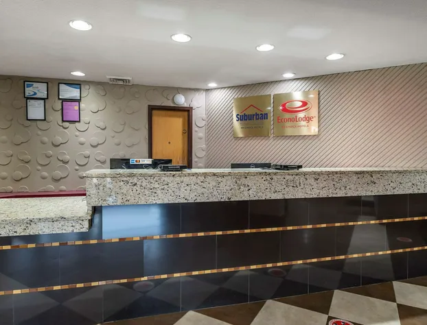 Econo Lodge Inn & Suites hotel detail image 3