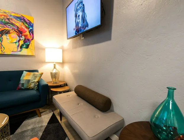 The Urban hotel detail image 3