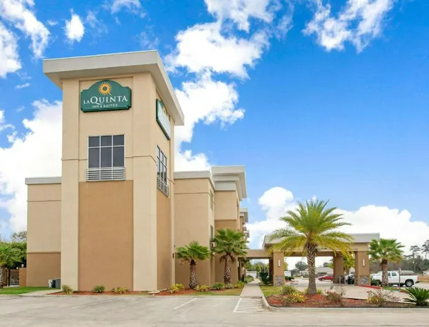 La Quinta Inn & Suites by Wyndham Lake Charles - Westlake hotel detail image 1