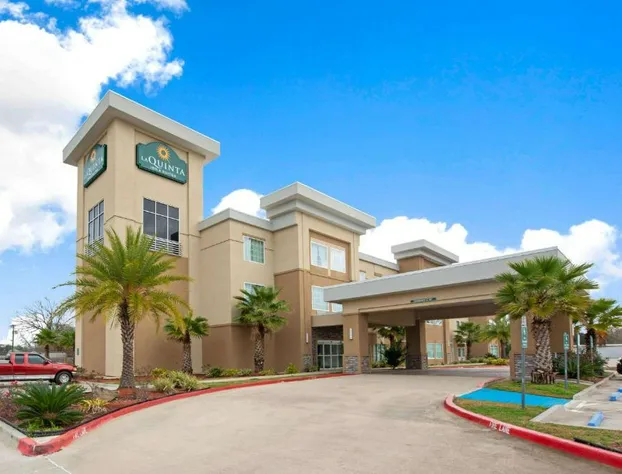 La Quinta Inn & Suites by Wyndham Lake Charles - Westlake hotel detail image 3