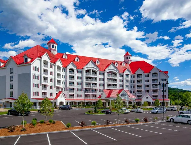 RiverWalk Resort at Loon Mountain hotel detail image 2