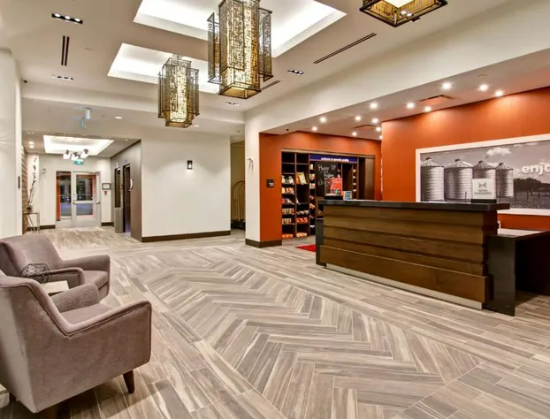 Hampton Inn & Suites by Hilton Grande Prairie hotel detail image 4