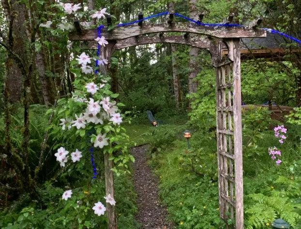 Mountain Meadows Inn hotel detail image 4