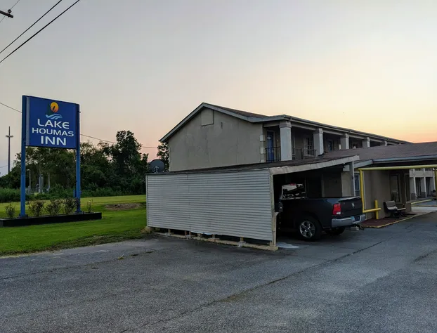 Lake Houma Inn hotel detail image 3