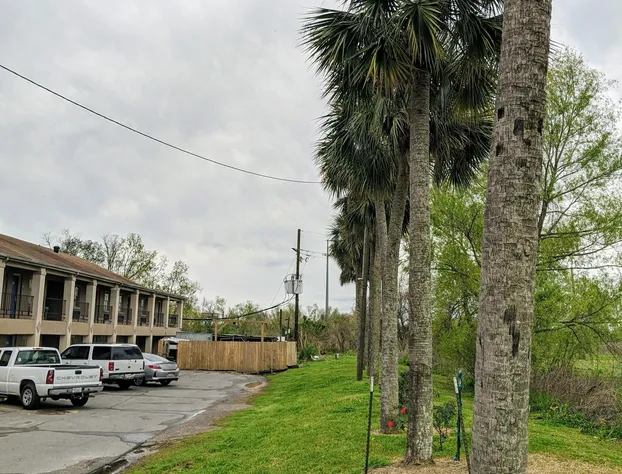 Lake Houma Inn hotel detail image 4