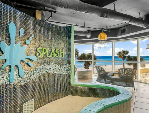 Splash Beach Resort by Panhandle Getaways hotel detail image 4