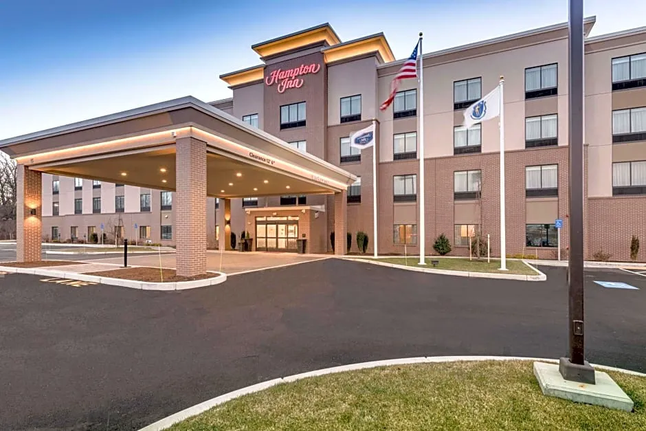 Hampton Inn Boston - Westborough hotel hero