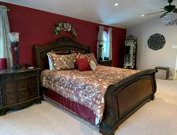 Maple Creek Bed and Breakfast hotel detail image 2