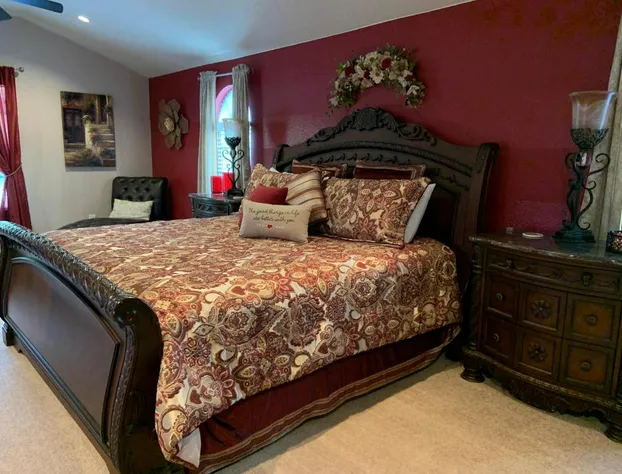 Maple Creek Bed and Breakfast hotel detail image 3