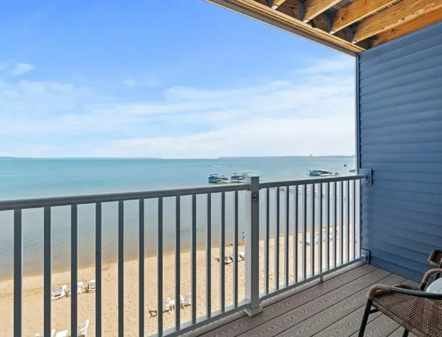 The Baywatch Resort hotel detail image 3