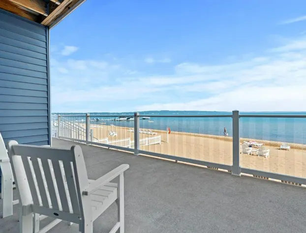 The Baywatch Resort hotel detail image 4