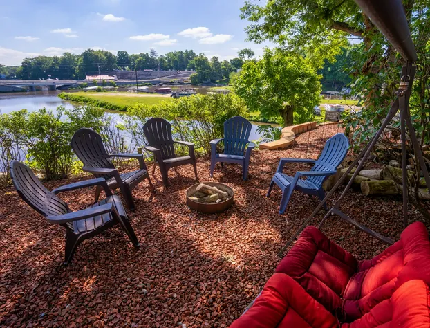 Bluebird Bay Resort hotel detail image 1