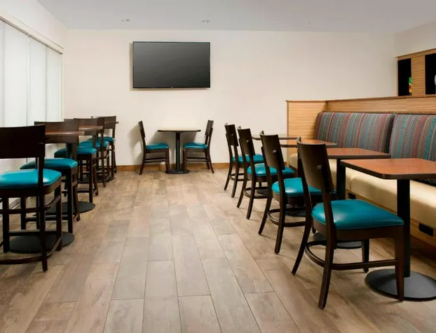 TownePlace Suites by Marriott Alexandria Fort Belvoir hotel detail image 4