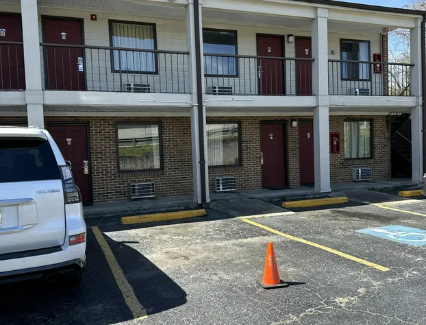 Executive Inn hotel detail image 2