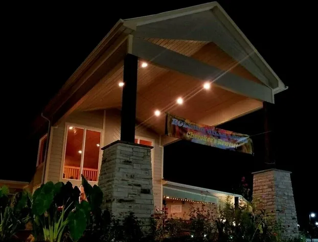 Rolling Hills Lodge hotel detail image 2