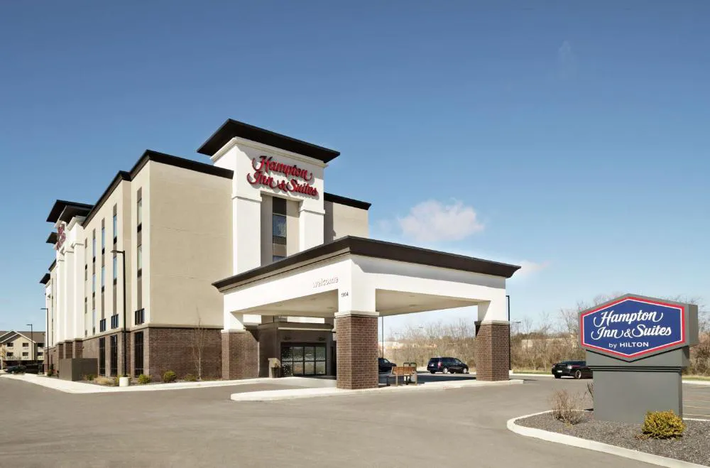 Hampton Inn & Suites St. Louis/Alton hotel hero