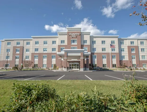 Hampton Inn by Hilton Amesbury hotel detail image 2