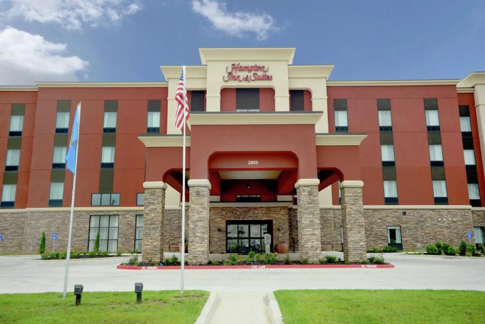 Hampton Inn & Suites Ponca City hotel hero