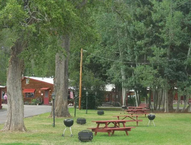 Elkhorn Lodge hotel detail image 1