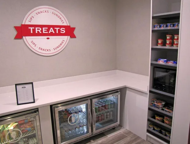 Hampton Inn McPherson hotel detail image 1