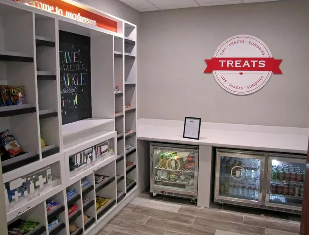 Hampton Inn McPherson hotel detail image 2