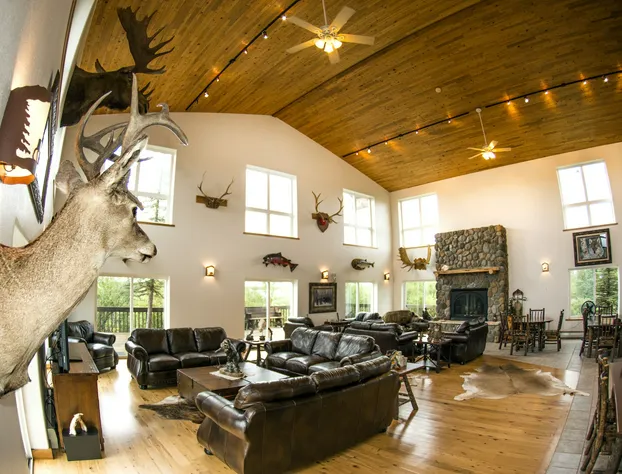 Alaska's Gold Creek Lodge hotel detail image 4